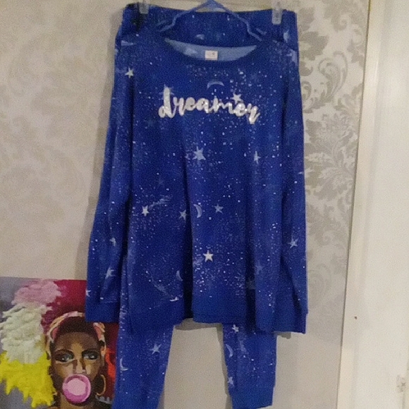 Secret Treasures Other - Secret Treasures Blue Starry Pajama Set Intimates